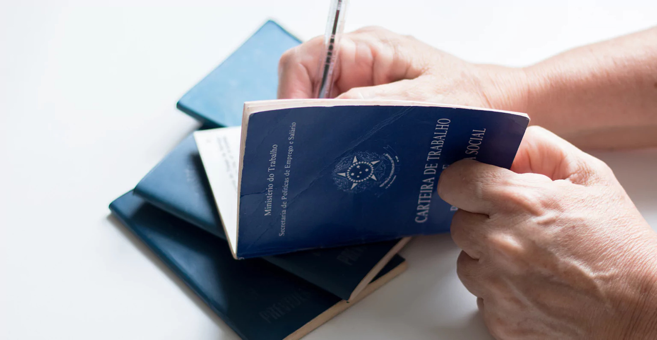 Como você é prejudicado ao receber salário por fora